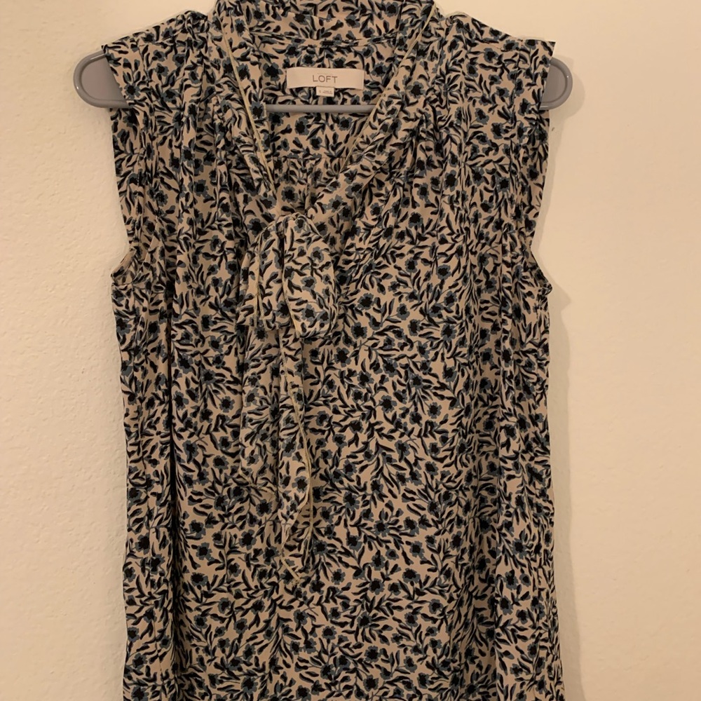 LOFT Sleeveless Tie Blouse